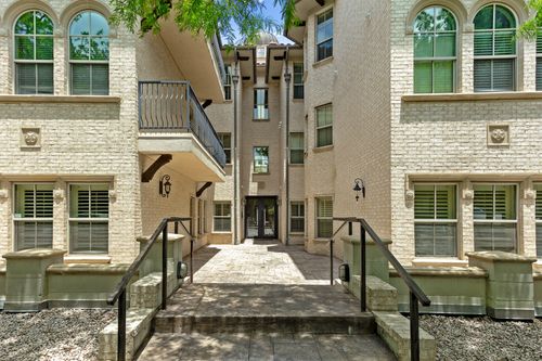 06-5801 Hillcrest Ave, Dallas, TX, 75205-5071 | Card Image