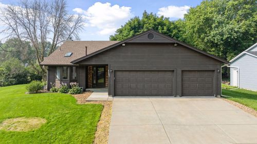 4765 W 143rd St, Savage, MN, 55378-2707 | Card Image