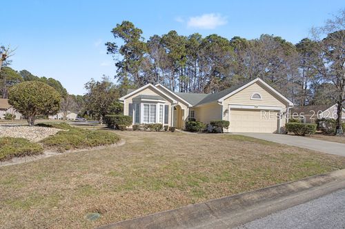 101 Robert E Lee Ln, Bluffton, SC, 29909-4422 | Card Image