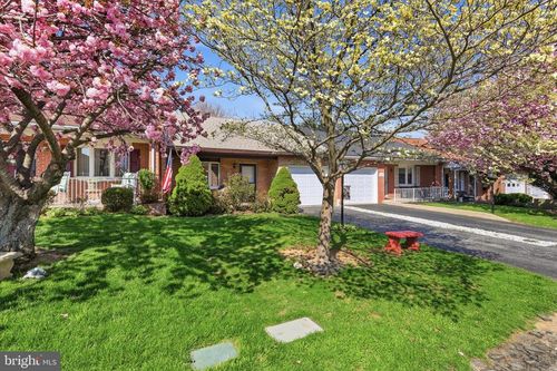 18008 Putter Dr, HAGERSTOWN, MD, 21740-7900 | Card Image