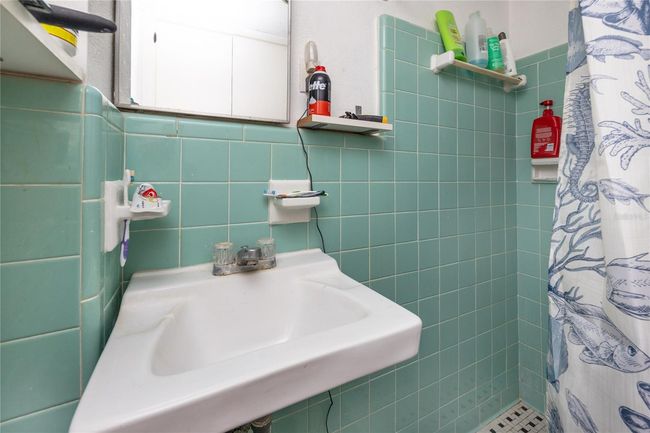 766 182 Nd Ave E, House other with 2 bedrooms, 4 bathrooms and null parking in REDINGTON SHORES FL | Image 28