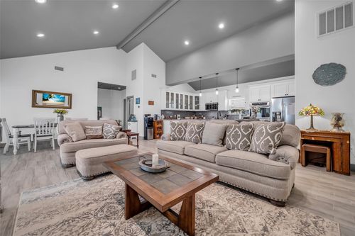 308 Lakeshore S, Onalaska, TX, 77360-7647 | Card Image