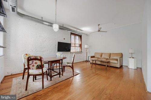 9-104 W Madison St, BALTIMORE, MD, 21201-4735 | Card Image