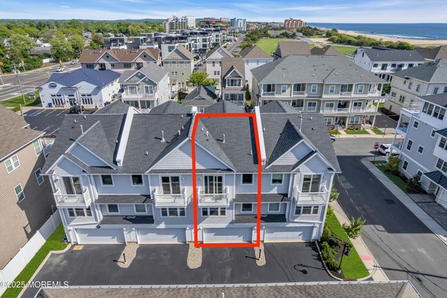 Double wide Driveway with tandem 3 Car Garage | Image 38