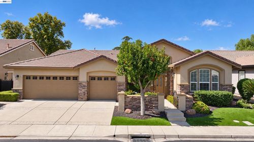 1117 Burghley Ln, Brentwood, CA, 94513-6969 | Card Image