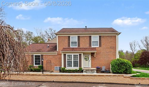 1118 Kings Cove Dr, Rochester Hills, MI, 48306-4228 | Card Image