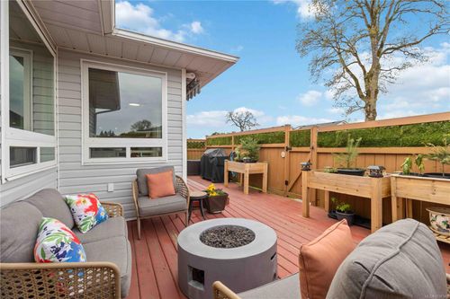 28-4125 Interurban Rd, Victoria, BC, V8Z4W8 | Card Image