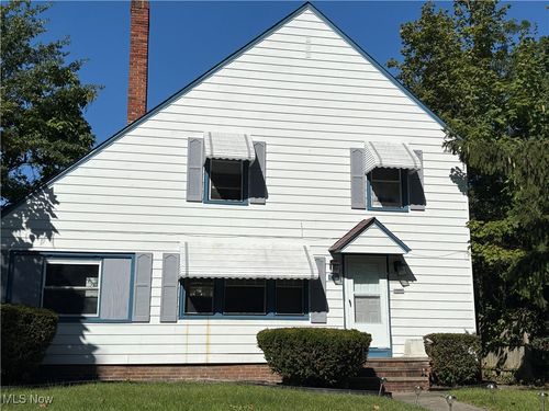 888 Medford Rd, Cleveland Heights, OH, 44121-1312 | Card Image