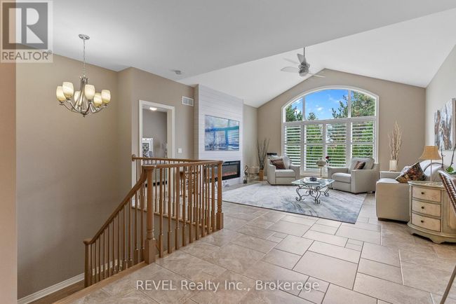 4 Tulip Tree Road, House other with 3 bedrooms, 3 bathrooms and 6 parking in Niagara-on-the-Lake (St. Davids) ON | Image 8