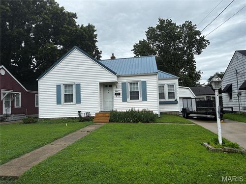 3407 Leo St, Alton, IL, 62002-1948 | Card Image