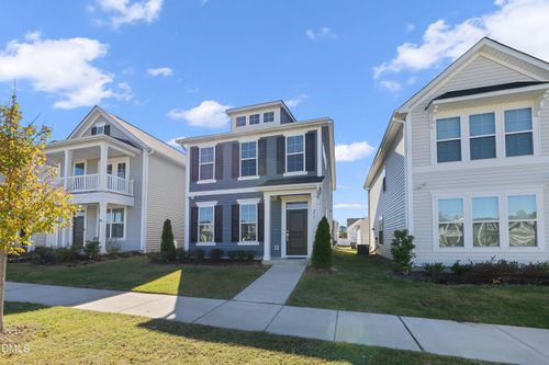 253 Pear Blossom Pkwy, Clayton, NC, 27520-2075 | Card Image