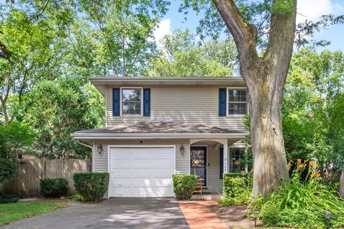 246 Churchill St, Northfield, IL, 60093-3220 | Card Image