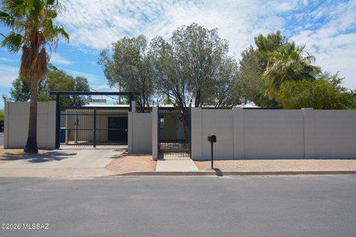 3372 E 29th Street, Tucson, AZ, 85713 | Card Image
