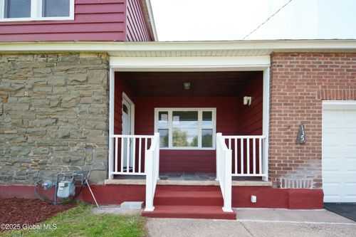 135 Freemans Bridge Rd, Glenville, NY, 12302-3501 | Card Image