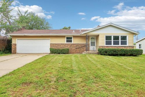 2218 Catalpa Road, Madison, WI, 53713 | Card Image