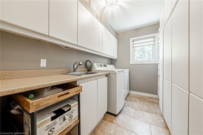 6 Iris Crt, House other with 7 bedrooms, 4 bathrooms and 13 parking in Carlisle ON | Image 21