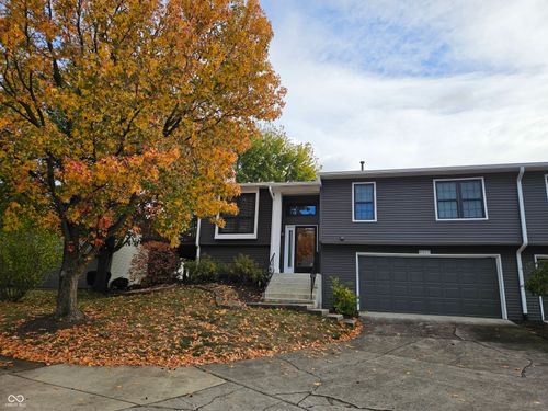 9577 Bay Vista West Dr, Indianapolis, IN, 46250-1490 | Card Image