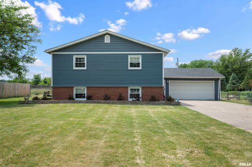 102 Andrea Ct, Cleveland, IL, 61241-9021 | Card Image