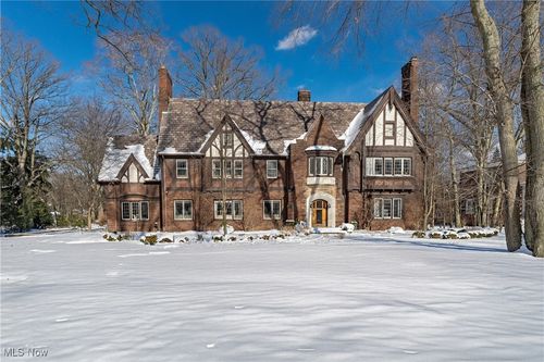 2917 N Park Blvd, Cleveland Heights, OH, 44118-4037 | Card Image