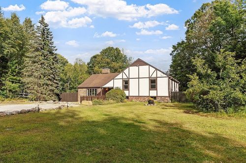 215 Colburn Rd, Temple, NH, 03084-4304 | Card Image