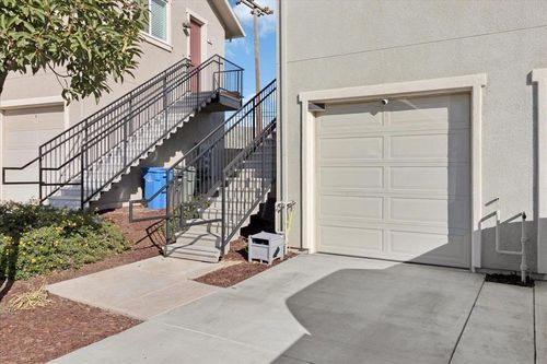 836 Vasquez Dr, Soledad, CA, 93960-3584 | Card Image