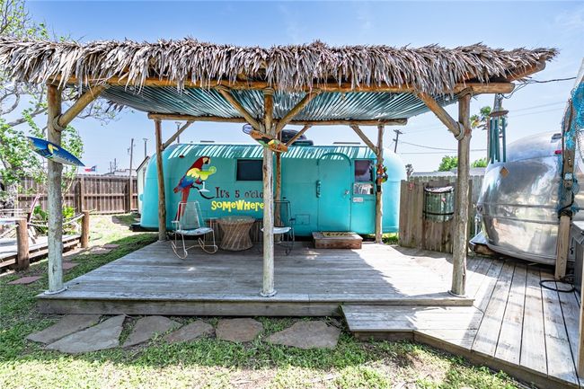 108 N 2 Nd St, House other with 5 bedrooms, 5 bathrooms and 6 parking in Fulton TX | Image 19