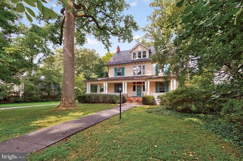 5906 Cedar Pkwy, CHEVY CHASE, MD, 20815-4251 | Card Image