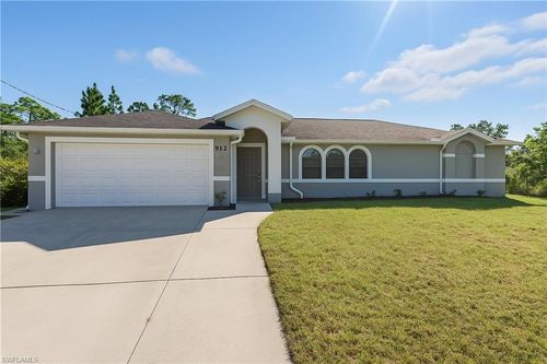 912 Lincoln Ave, Lehigh Acres, FL, 33972-2928 | Card Image