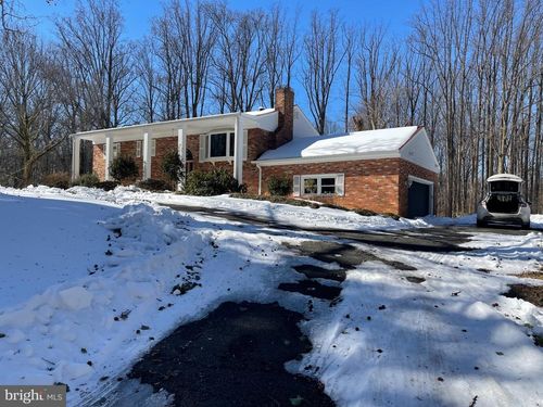 5300 Summit Dr, FAIRFAX, VA, 22030-6524 | Card Image