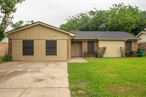 5621 Brent Dr, Haltom City, TX, 76148-3702 | Card Image