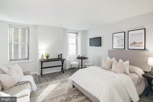 apt-913-135 S 19th St, PHILADELPHIA, PA, 19103-4909 | Card Image