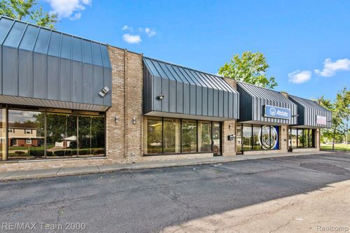 3-13270 Trenton Rd, Southgate, MI, 48195-1833 | Card Image