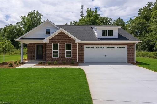 106 Ilex Ct, Yadkinville, NC, 27055-7880 | Card Image