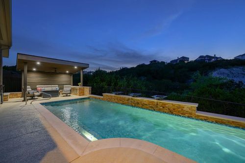 17904 Dufour Dr, Austin, TX, 78738-4420 | Card Image