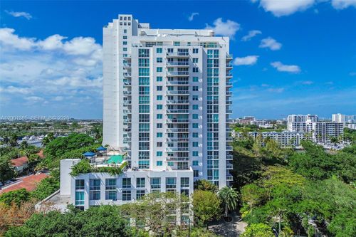 unit-2006-1861 Nw South River Dr, Miami, FL, 33125-2748 | Card Image