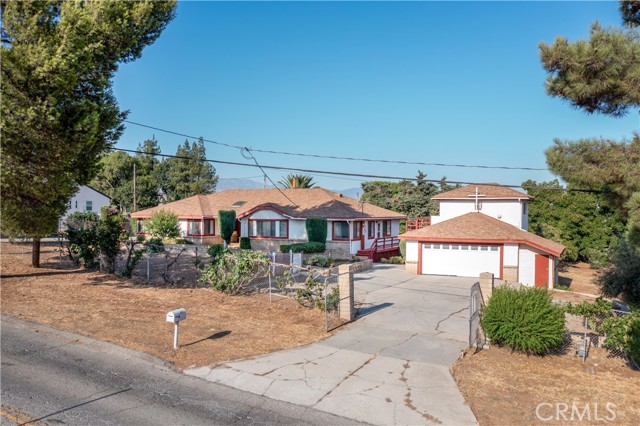 Michigan Ave, Beaumont, CA 92223