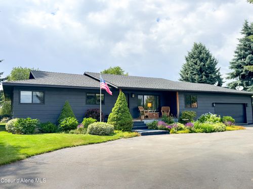 9481 N Chateaux Dr, Hayden, ID, 83835-8438 | Card Image