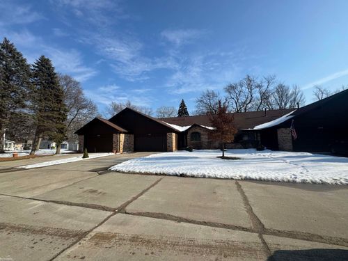 38562 Moravian Dr, Clinton Township, MI, 48036-1957 | Card Image