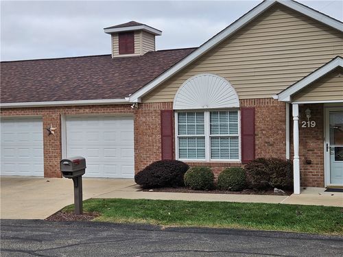 219 Village Ct, Washington, PA, 15301-5274 | Card Image