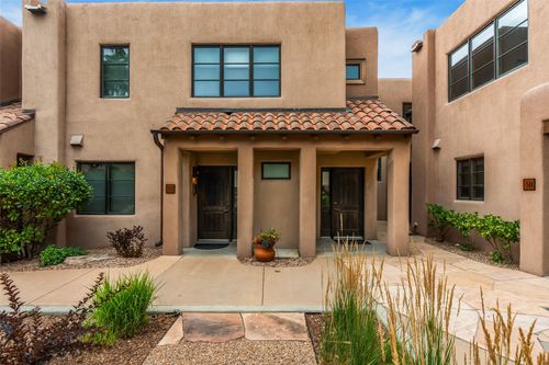 52a-103 Catron St, Santa Fe, NM, 87501-2838 | Card Image