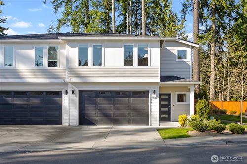 b-121 171st Pl Sw, Bothell, WA, 98012-7619 | Card Image