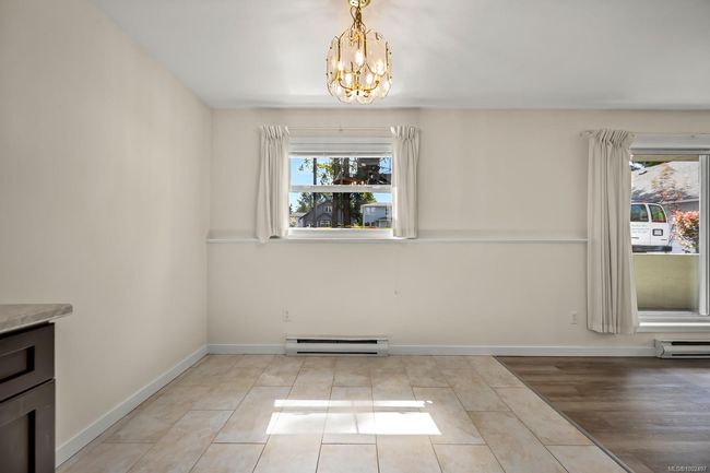 DINING ROOM | Image 15