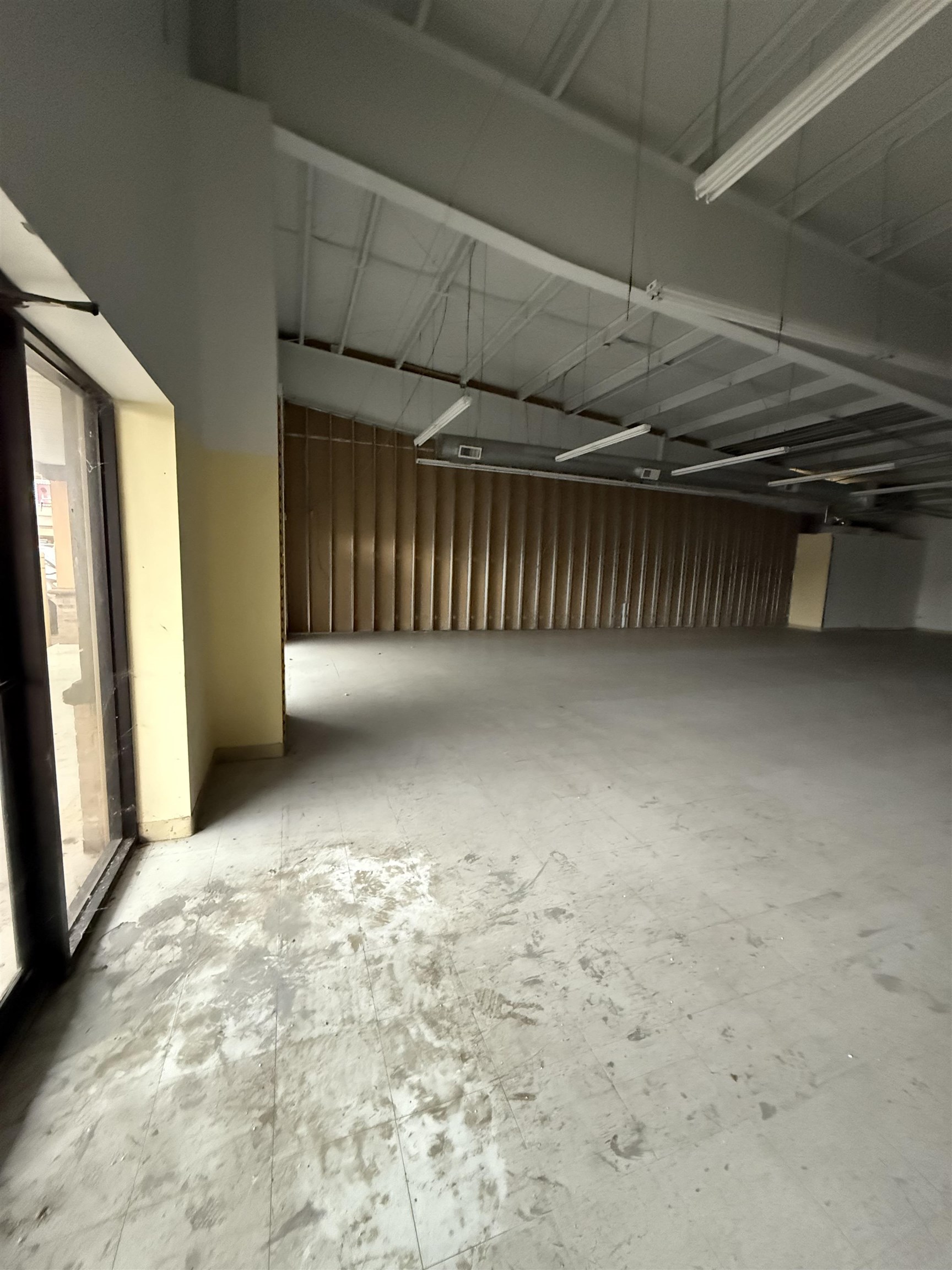 Commercial Lease in Beaumont 2