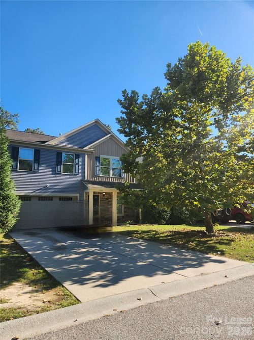 1168 Triple Crown Court, Elgin, SC, 29045 | Card Image