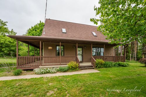 16913 Penny Ave, Sand Lake, MI, 49343-9540 | Card Image