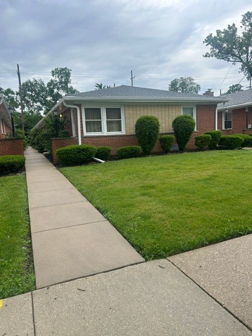c-115 Ash St, Lombard, IL, 60148-2536 | Card Image