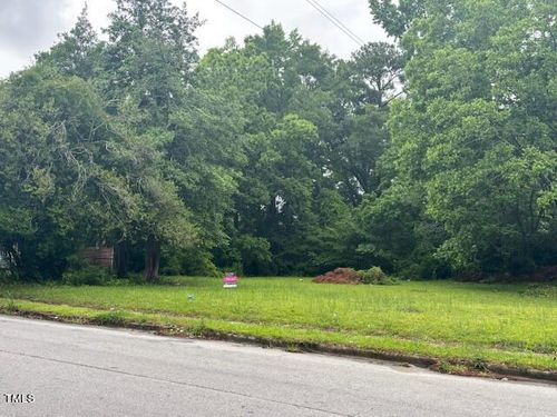 203 W Highland Ave, Kinston, NC, 28501-2819 | Card Image