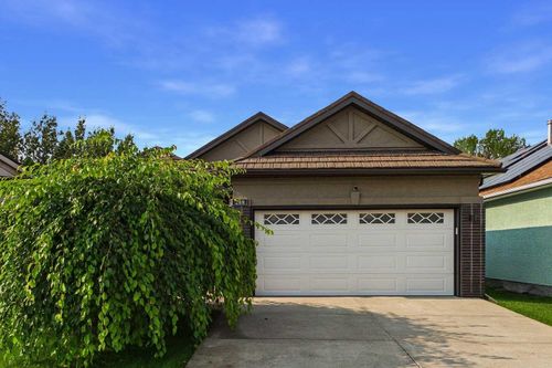 208 Harvest Lake Green Ne, Calgary, AB, T3K4K9 | Card Image