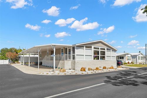 143-7300 Americana Dr Ne, ST PETERSBURG, FL, 33702-5932 | Card Image