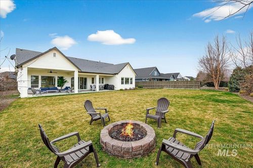 1854 N Tullshire Way, Eagle, ID, 83616-3333 | Card Image